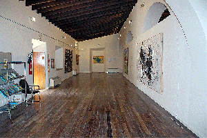 Sala de exposiciones del Hospital del Rey en Melilla la Vieja