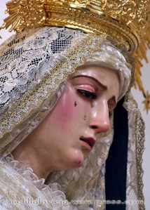 Detalle de la Virgen de las lágrimas