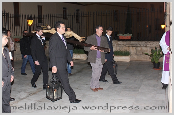 Vía Crucis del Cristo del Socorro entrada en la Iglesia